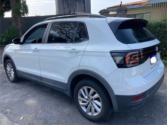 VOLKSWAGEN T-CROSS 1.0 200 TSI TOTAL FLEX AUTOMÁTICO VOLKSWAGEN T-CROSS 1.0 200 TSI TOTAL FLEX AUTOMÁTICO
